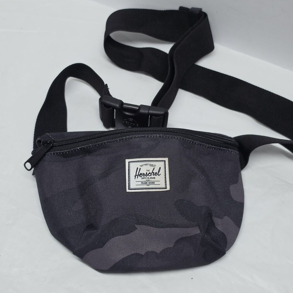 Herschel Supply Unisex Fourteen Fanny Pack Night Camo Banana Waist Bag